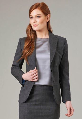 Novara Signature Tailored Fit Jacket